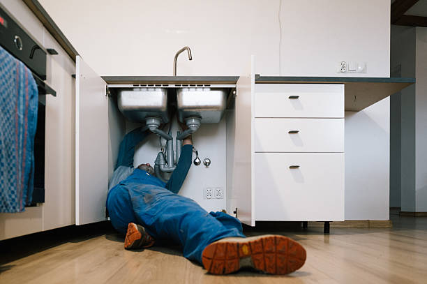 Professional Leak Detection technician working in Willis, MI